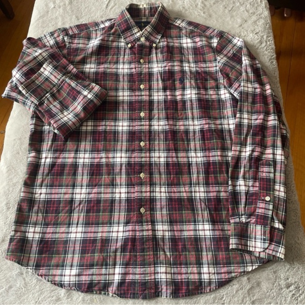 Ralph Lauren Men's Plaid Button-Down Shirt in Red and White size Large